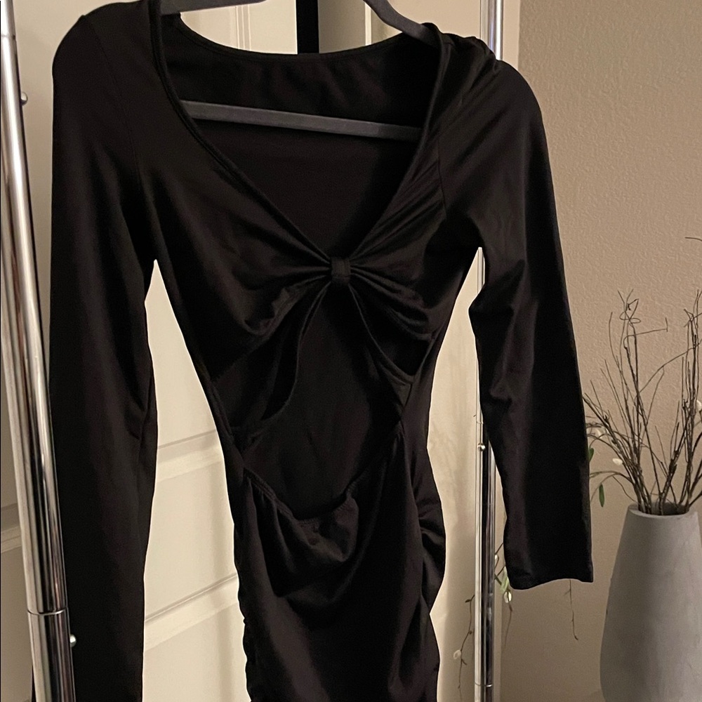 Elegant Black Long Sleeve Dress